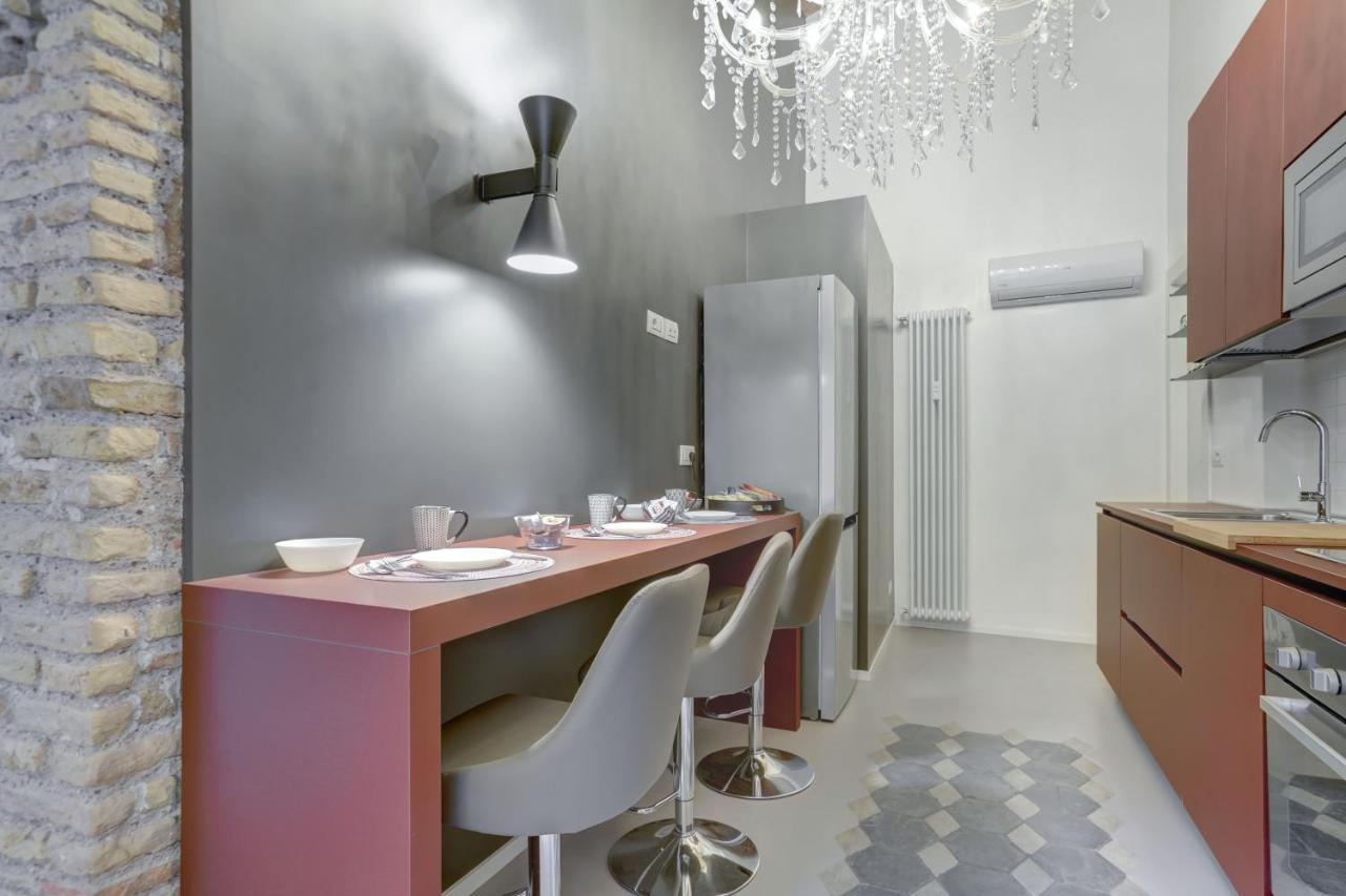 Colosseo Apt Laterano 85 - Home And More Rome Luaran gambar